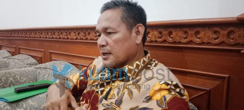 anggota-dprd-kutim-yan-654e0c595f327