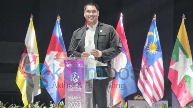 menpora-serukan-semangat-gotong-royong-asean-demi-generasi-muda-lebih-baik_fd90518.jpg