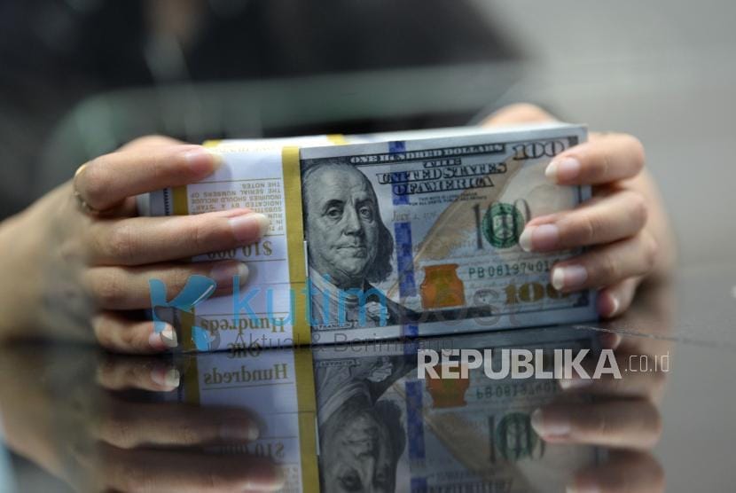 tunggu-hasil-keputusan-rdg-bank-indonesia-rupiah-bergerak-menguat_d3dbbcc.jpg