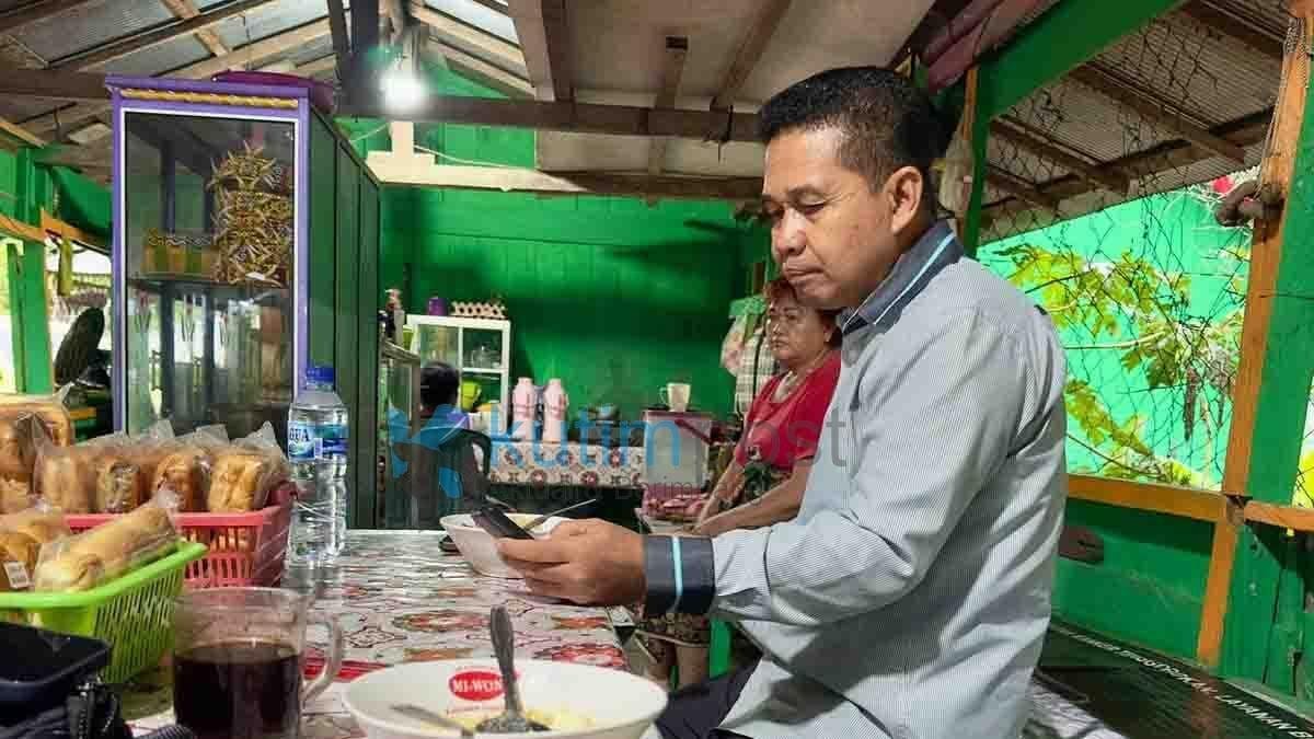 Joni, Sosok Ketua DPRD Kutim Yang Sederhana Joni, Sosok Ketua DPRD Kutim Yang Sederhana