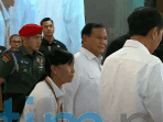 Trending Sosok Wanita Kebal Hadangan Paspampres Trending Sosok Wanita Kebal Hadangan Paspampres