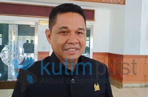 Ketua-DPRD-Kutim-Joni-Paparkan-Fungsi-dan-Tugas-yang-Diemban-Setiap-Wakil-Rakyat-Kaltim.akurasi.id_-660x330