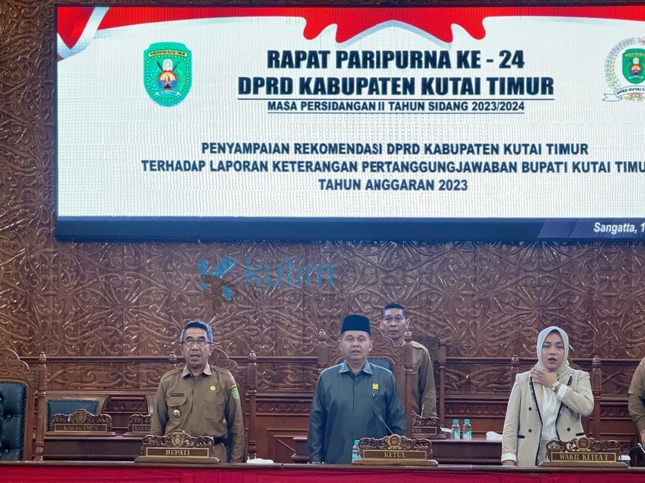 dea8324f-e33b-4bb9-ba06-f6024f0bdc79