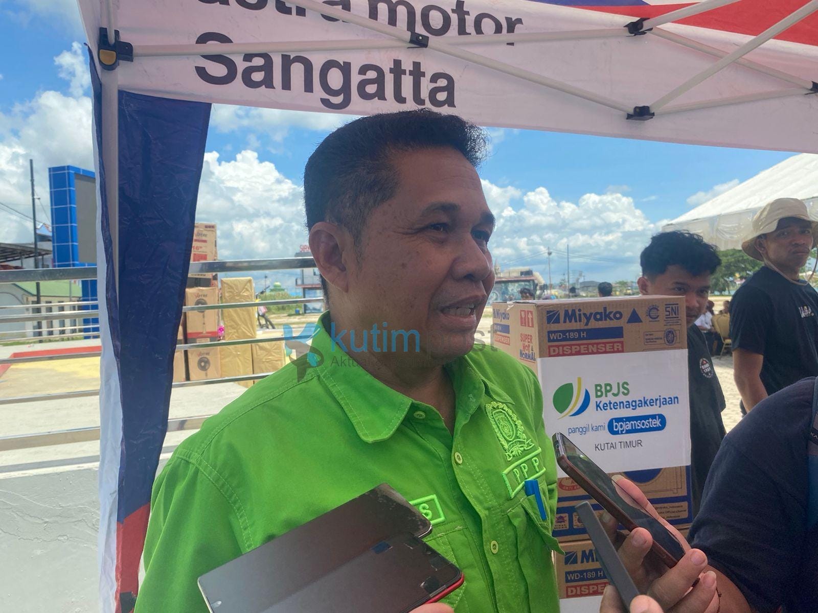 e73c14af-95a7-4f7e-941d-5778dd064890