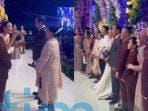 momen-presiden-jokowi-dan-iriana-hadiri-resepsi-pernikahan-rizky-febian-dan-mahalini-salaman-hingga-berfoto_fe82d9b.jpg