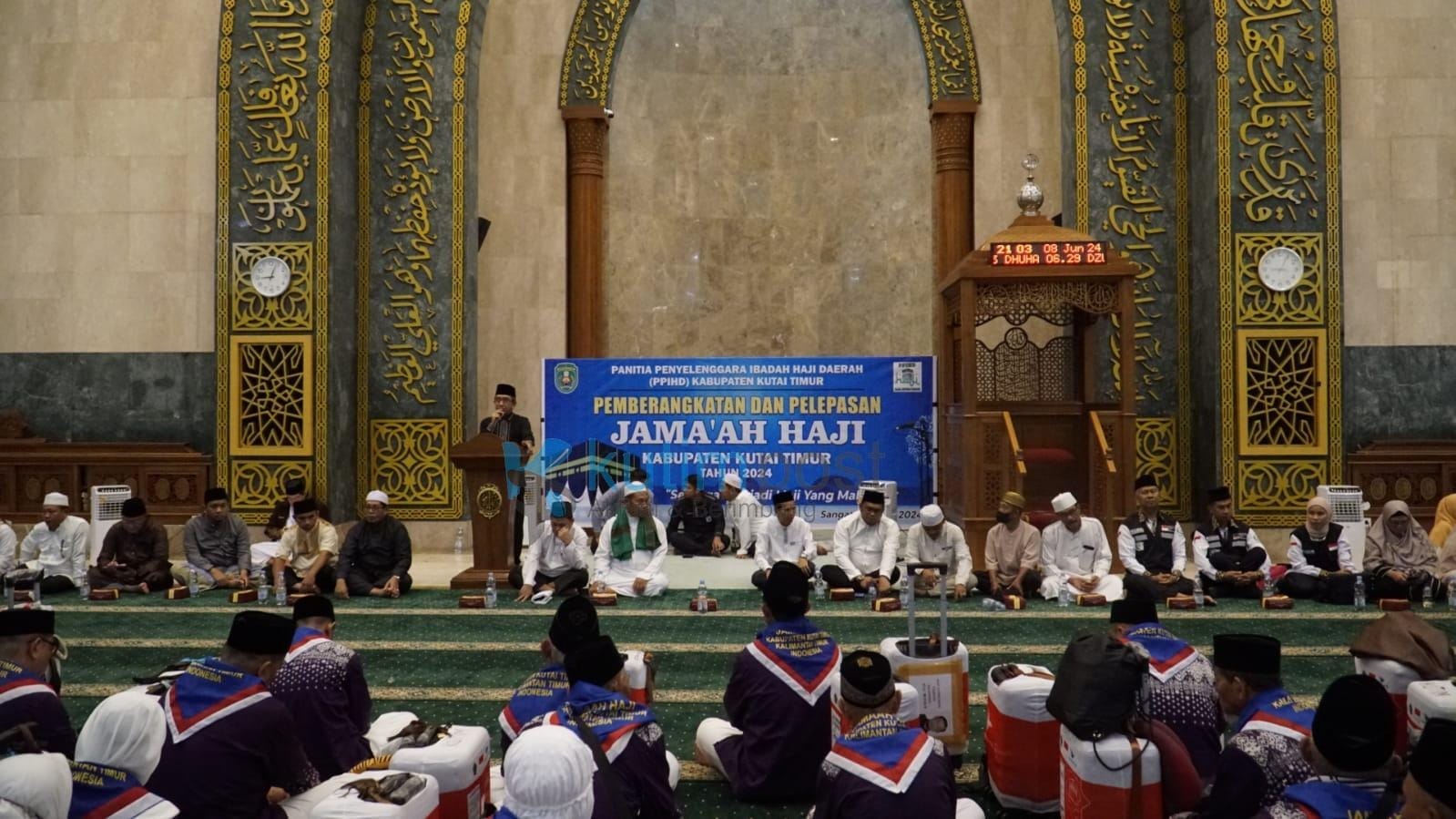 ad949a9c-82c8-4cdd-899b-c4bddf9e18a0