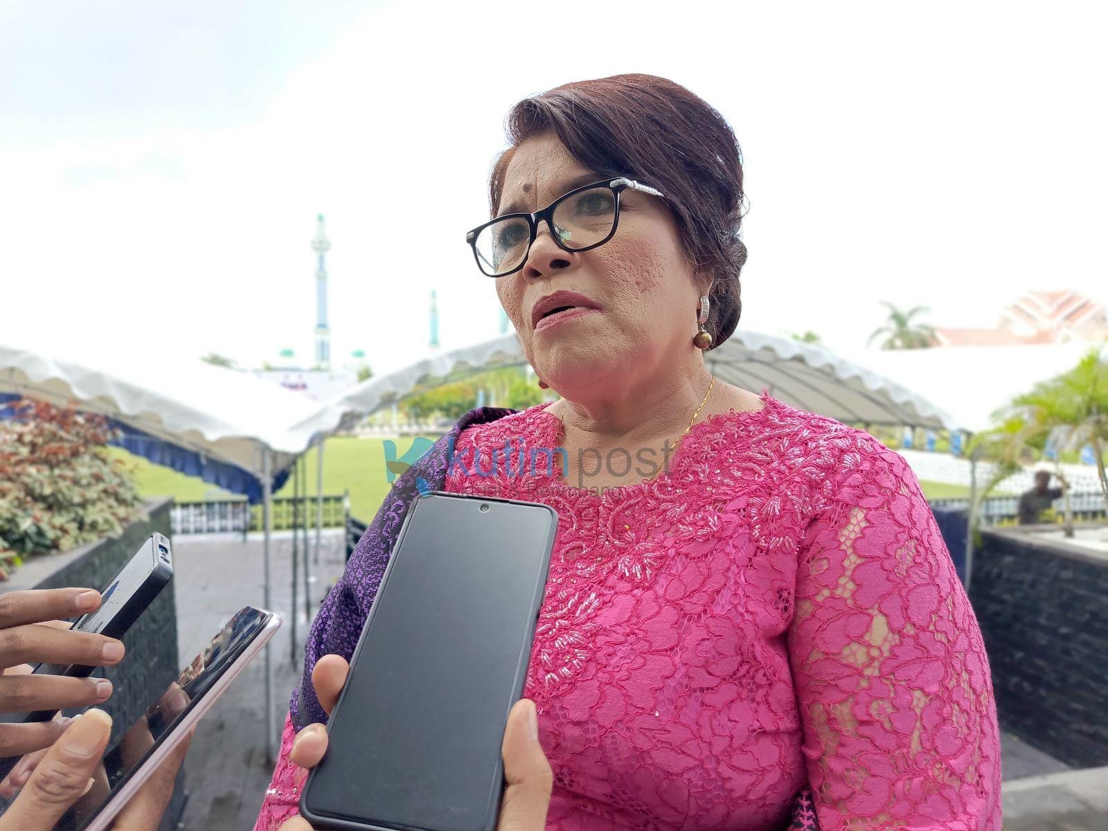 c0ed9d2a-1781-430b-aef3-ab695b9da589