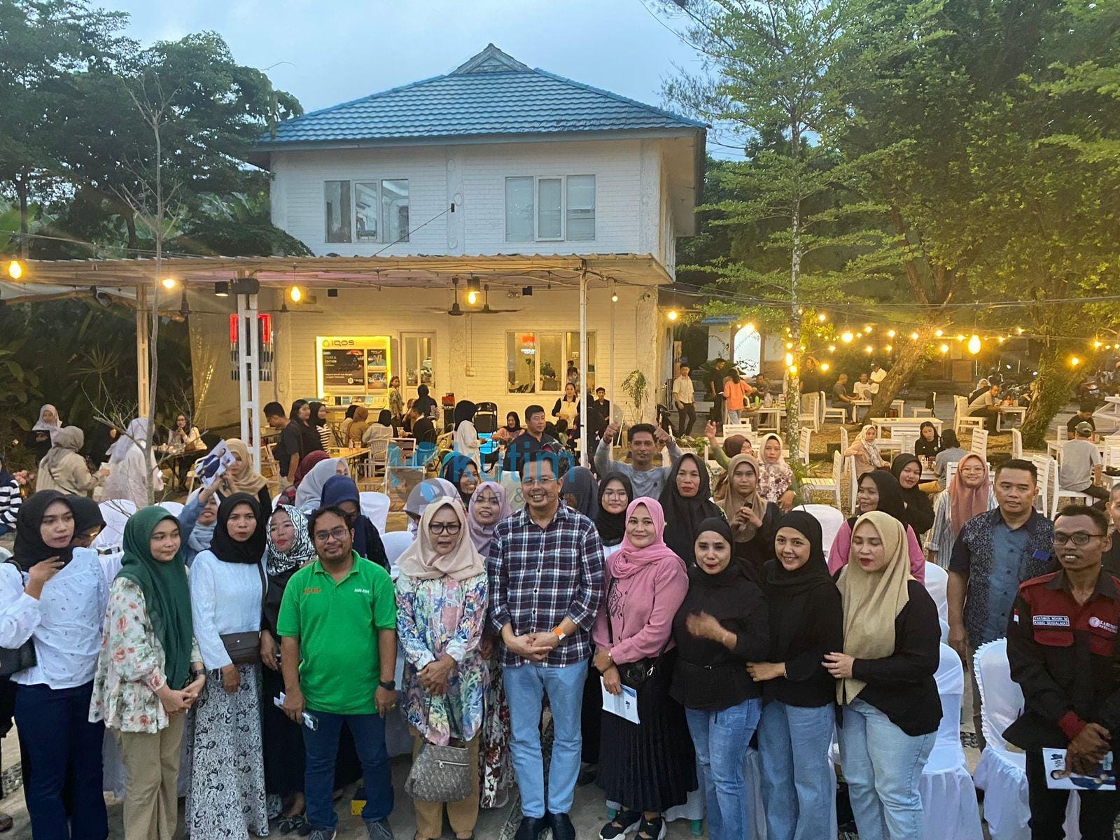 e6ea1902-6798-490f-9b67-80fb5a44b185-1