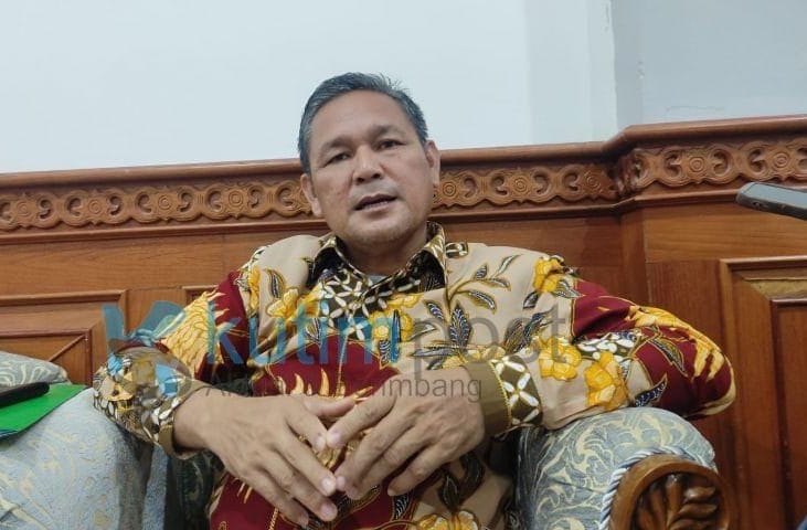 ketua-komisi-d-dprd-kutim-yan-655b51fe2ea2c