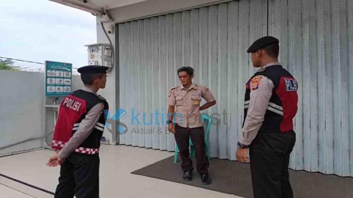 Personil Polres Kutim Ajak Warga Jaga Kamtibmas Menjelang Pilkada 2024
