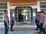 Personil Polres Kutim Laksanakan Pengamanan Di Kantor KPU, Menjelang Pilkada 2024 Personil Polres Kutim Laksanakan Pengamanan Di Kantor KPU, Menjelang Pilkada 2024