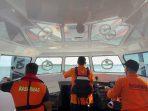 Kapal Ferry Mukhlisa Tenggelam di Balikpapan, Tim SAR Langsung Turun Lakukan Penyisiran Kapal Ferry Mukhlisa Tenggelam di Balikpapan, Tim SAR Langsung Turun Lakukan Penyisiran