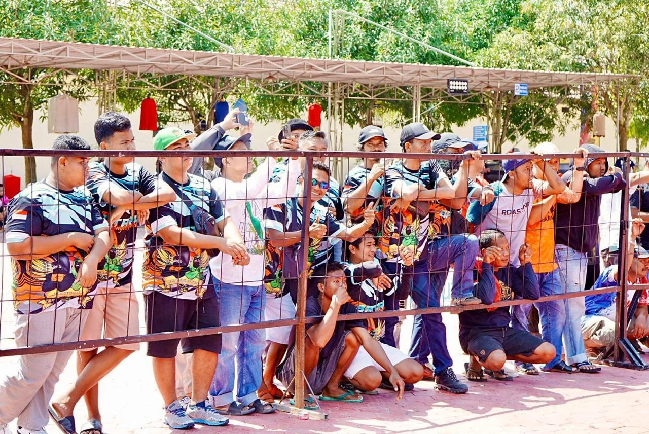 Polres Kutim Datangkan Umi Kasum