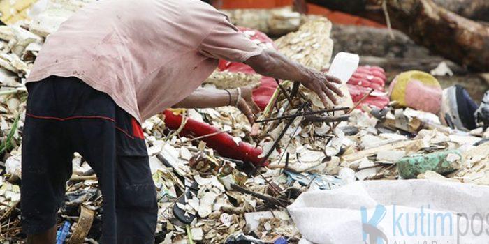 Jawa Tercatat Terbanyak Penduduk Miskin, Paling Sedikit di Kalimantan