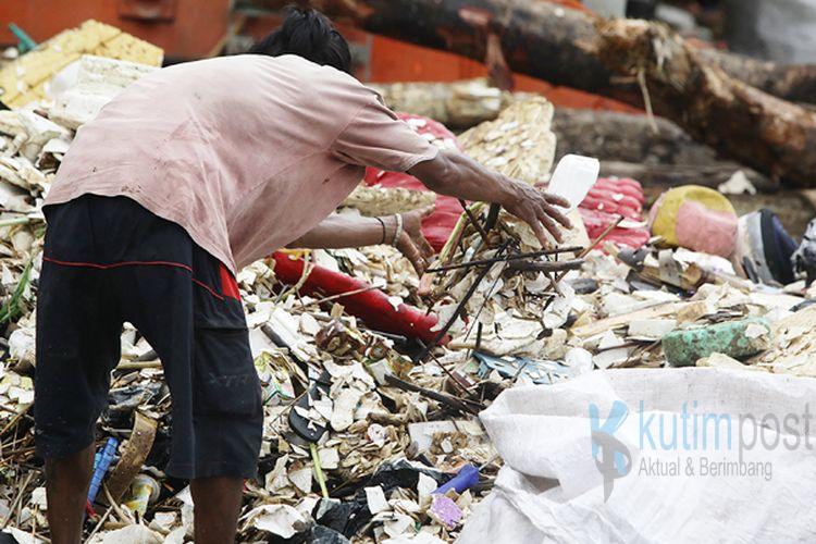 Jawa Tercatat Terbanyak Penduduk Miskin, Paling Sedikit di Kalimantan