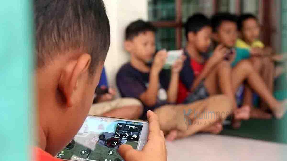 Fenomena Anak Ketagihan Gadget di Indonesia: Waspada Sejak Dini