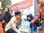 Hari Juang Polri, Kapolres Kutim Bagikan 100 Paket Sembako