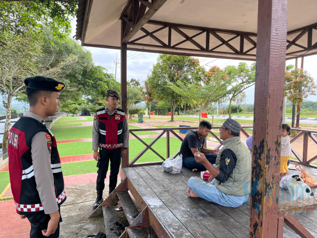 Sat Samapta Polres Kutai Timur Laksanakan Patroli Kota Presisi Di Bukit Pandang