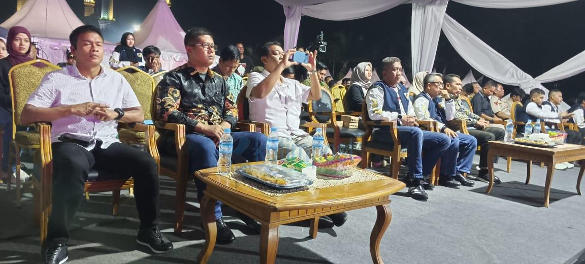 986ac577-a86f-4d73-ba6c-2bb243e8628b