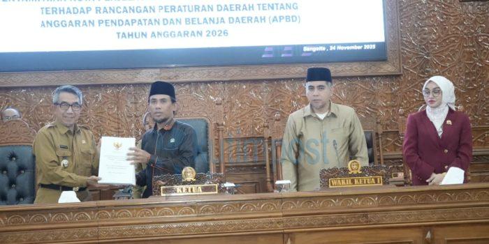 fc7bcbdb-1624-459e-8853-2921cd5bd8ff