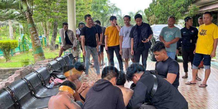 Tuntas! Kapolres Kutim Pastikan 4 Tahanan Kabur Sangkulirang Tertangkap Tanpa Perlawanan Tuntas! Kapolres Kutim Pastikan 4 Tahanan Kabur Sangkulirang Tertangkap Tanpa Perlawanan