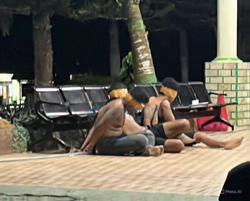 abaf560a-95ec-42eb-9881-a2bf8132adf4