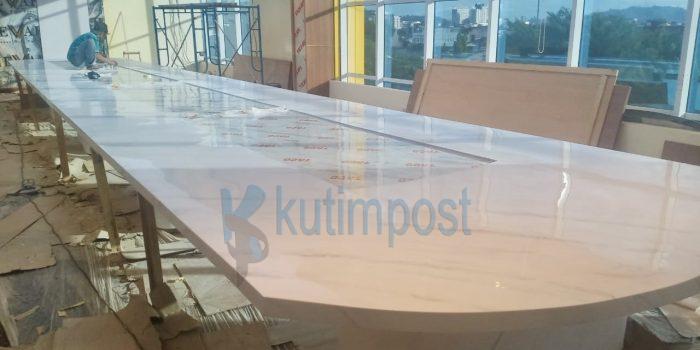 Solid Surface Countertop Kian Diburu, Ini Alasan Meja Dapur Modern Ini Jadi Favorit