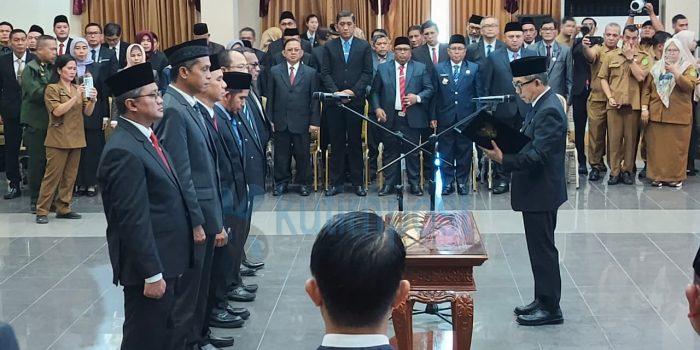 Ardiansyah Lantik Enam Pejabat Pemkab Kutim