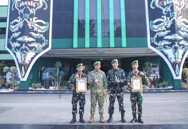 Pangdam VI/Mulawarman Beri Penghargaan, Danbrigif TP 32/Mangkalihat: Bukti Profesionalisme Prajurit Pangdam VI/Mulawarman Beri Penghargaan, Danbrigif TP 32/Mangkalihat: Bukti Profesionalisme Prajurit