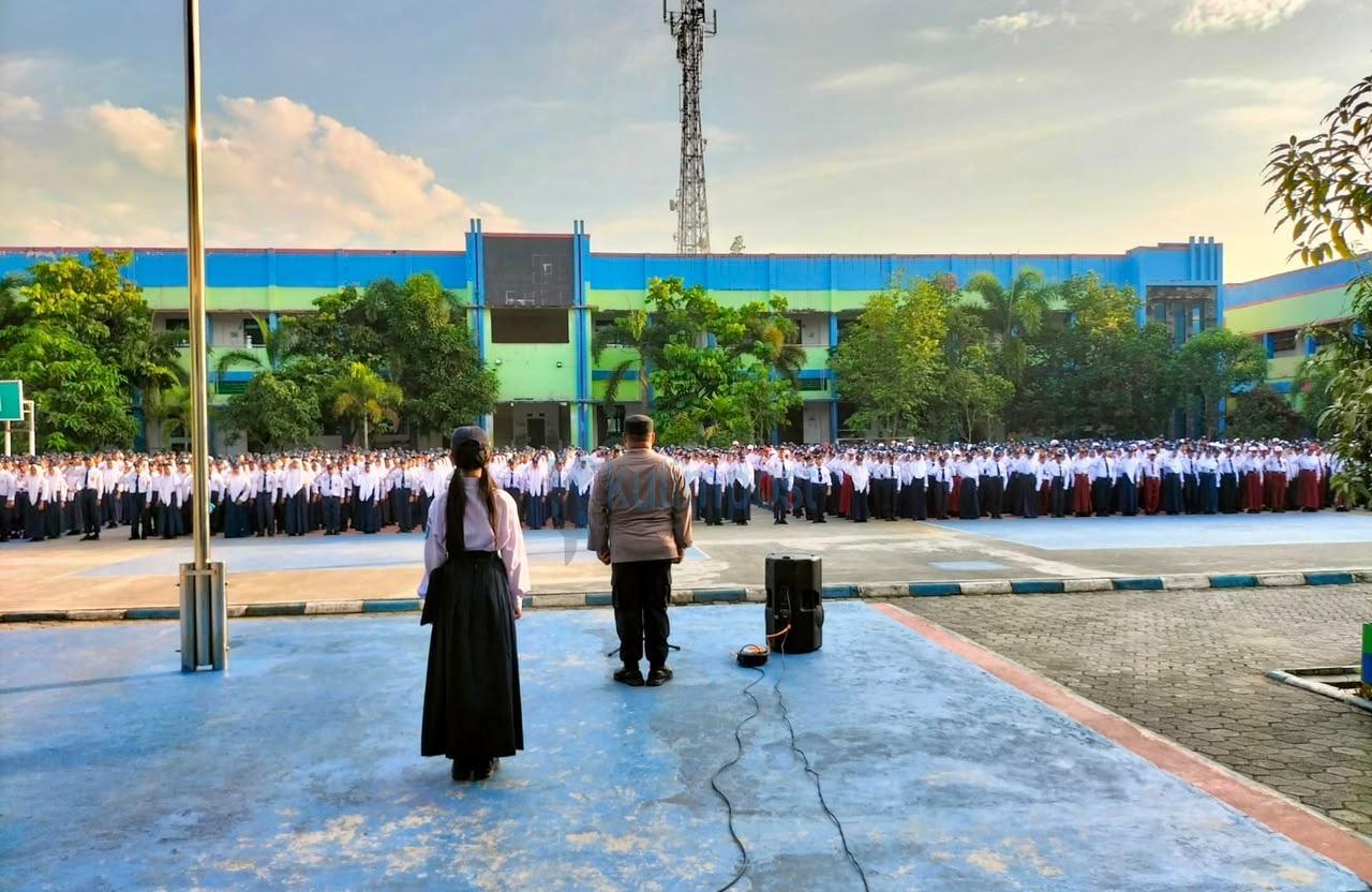 Police Goes to School, Polsek Sangatta Utara Tanamkan Disiplin dan Cegah Bullying di SMPN 1 Sangatta