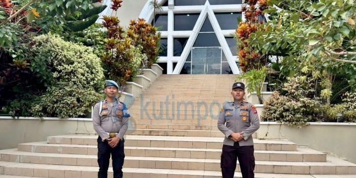 Polsek Sangatta Utara Hadir Jaga Rasa Aman, Intensifkan Patroli ke Sejumlah Gereja
