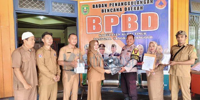 BPBD Kutim Serahkan APD Lintas Sektoral, TNI-Polri Siap Perkuat Penanganan Karhutla