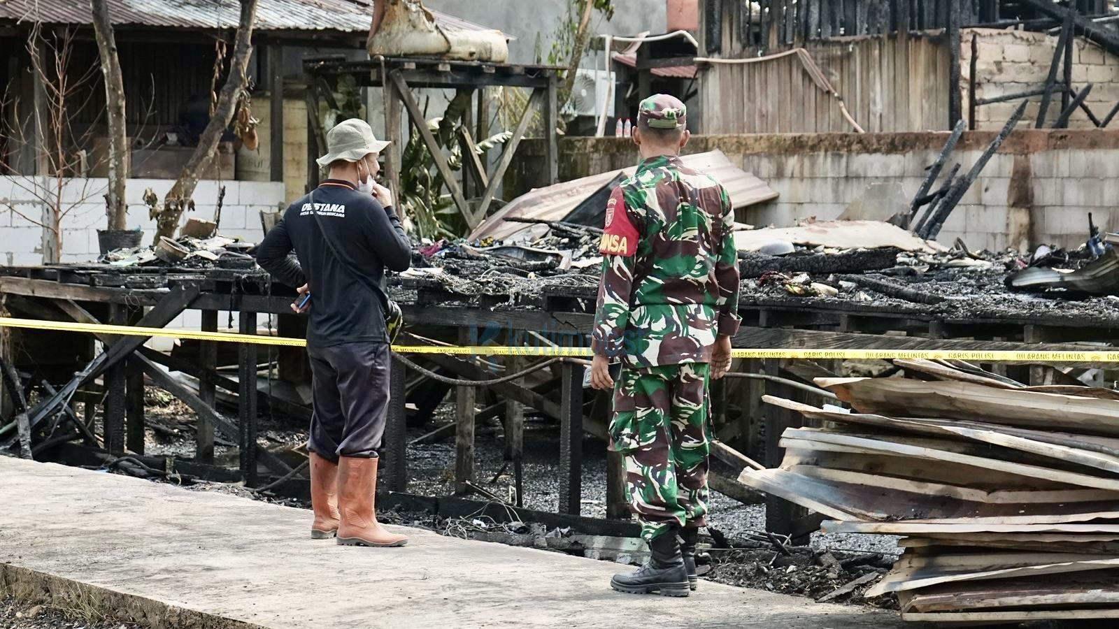 Dua Rumah Terbakar di Teluk Lingga Sangatta Utara Dua Rumah Terbakar di Teluk Lingga Sangatta Utara
