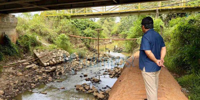 Dirut Perumdam Kutim Tinjau Air Baku Sangatta Selatan