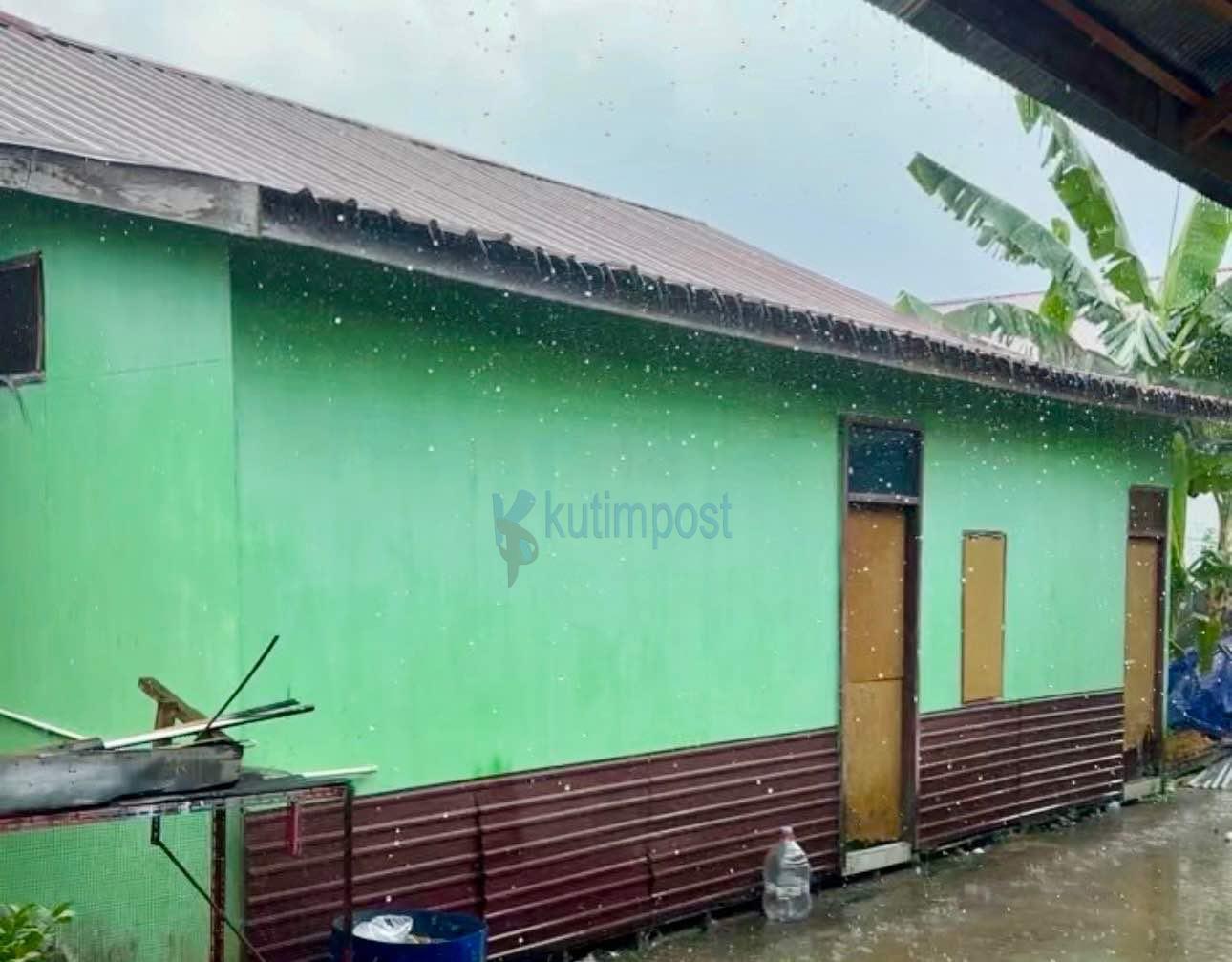 Hujan Turun di Sebagian Teluk Lingga, Warga Berharap Karhutla dan Polusi Udara Mereda