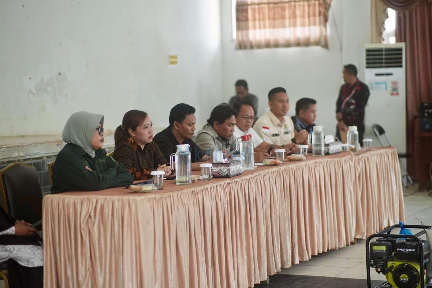 Camat Sangatta Utara Keluhkan Belum Ada SK Relawan Karhutla: “Saya Seakan Jadi Pengemis”